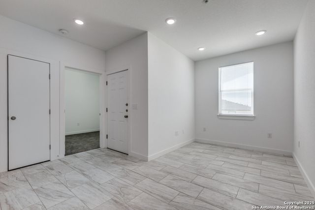 5415 Ingram Rd Apt 1101, San Antonio, TX 78228