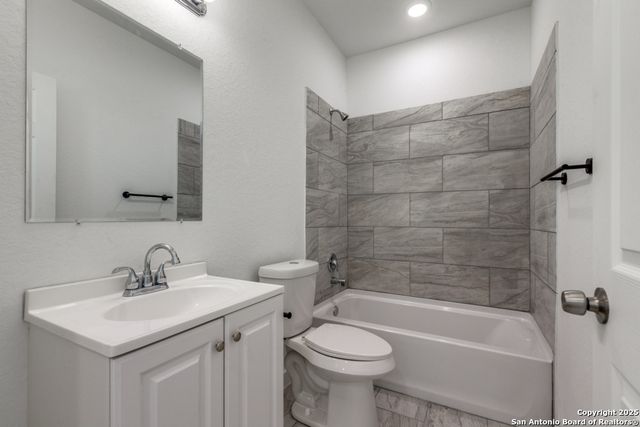 5415 Ingram Rd Apt 1101, San Antonio, TX 78228