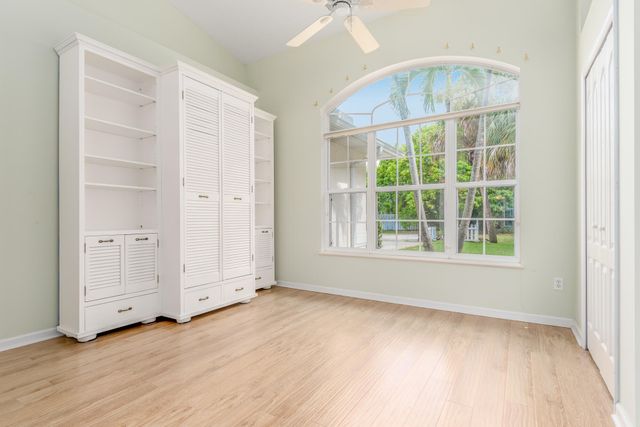 612 SE 6th Street, Stuart, FL 34994