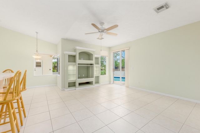 612 SE 6th Street, Stuart, FL 34994
