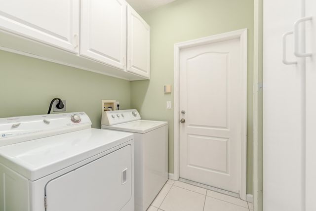 612 SE 6th Street, Stuart, FL 34994