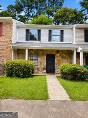 1498 Springleaf Circle SE, Smyrna, GA 30080