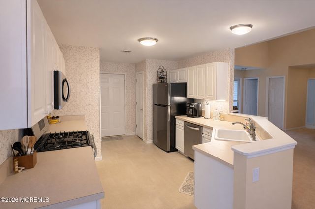 1751 Breakers Drive, Manahawkin, NJ 08050