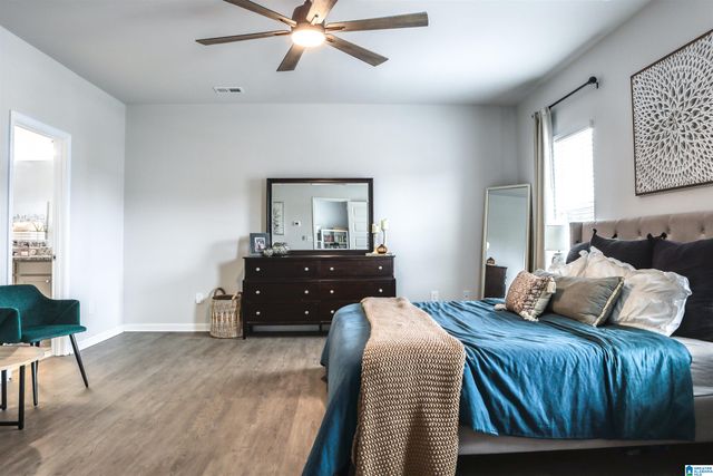 524 BRIDLEWOOD CIRCLE, Morris, AL 35116