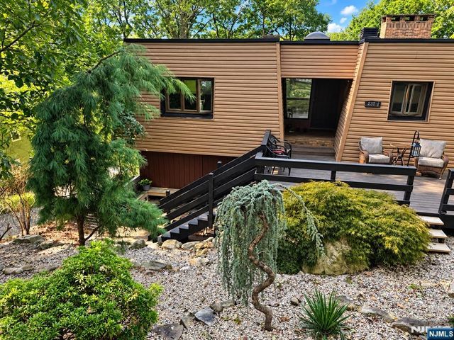 237 Buena Vista Drive B, Ringwood, NJ 07456