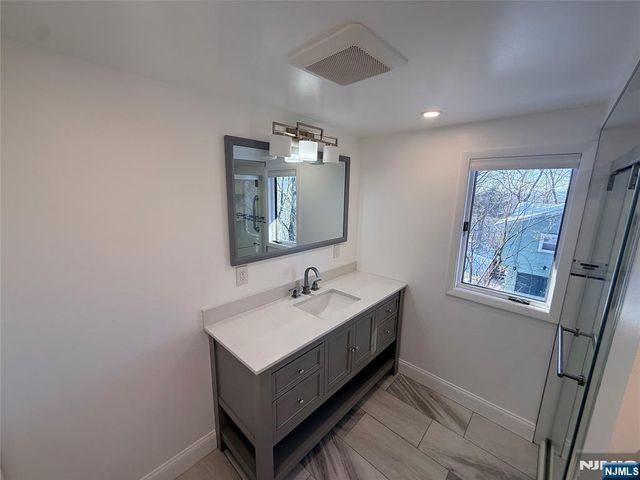 237 Buena Vista Drive B, Ringwood, NJ 07456