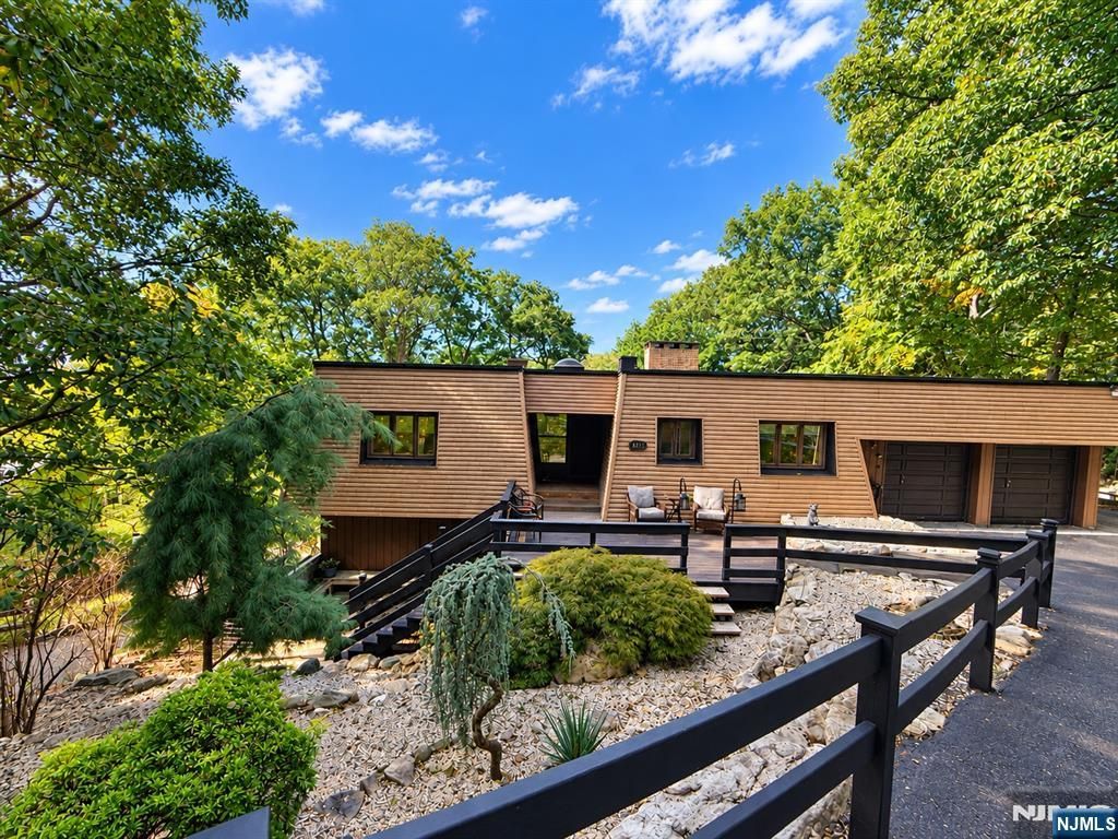 237 Buena Vista Drive B, Ringwood, NJ 07456