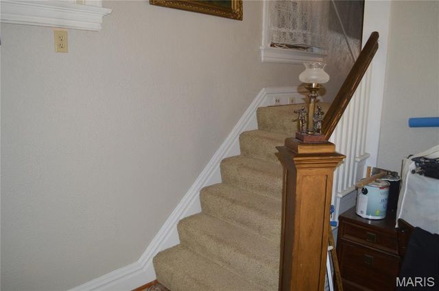 3949 Flad Avenue, St Louis, MO 63110