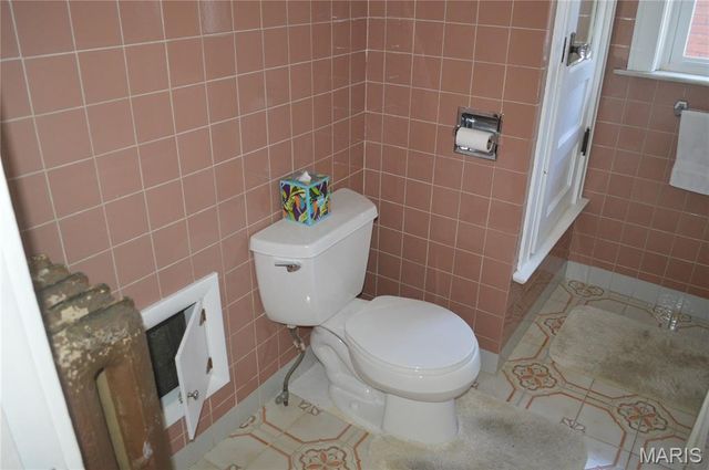 3949 Flad Avenue, St Louis, MO 63110