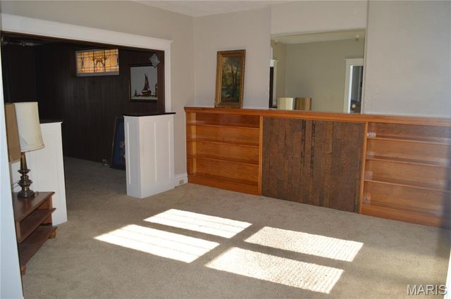 3949 Flad Avenue, St Louis, MO 63110