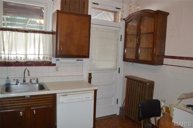 3949 Flad Avenue, St Louis, MO 63110