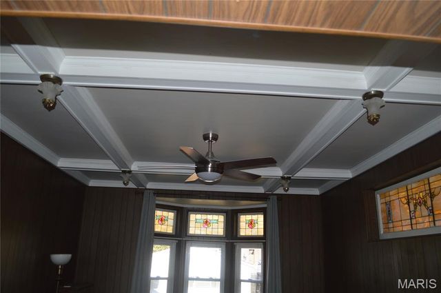 3949 Flad Avenue, St Louis, MO 63110