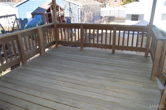 3949 Flad Avenue, St Louis, MO 63110