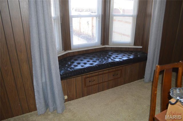 3949 Flad Avenue, St Louis, MO 63110