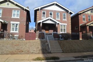 3949 Flad Avenue, St Louis, MO 63110