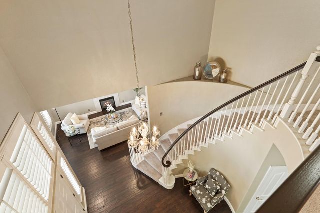 2501 Leonatus Ave, Modesto, CA 95355