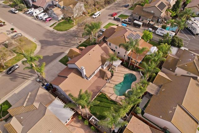 2501 Leonatus Ave, Modesto, CA 95355