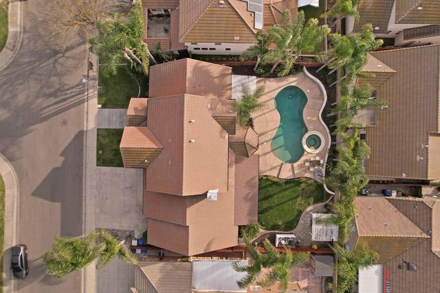 2501 Leonatus Ave, Modesto, CA 95355