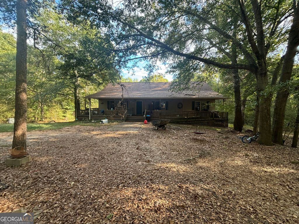 1990 Hewell Road NW, Dewy Rose, GA 30634 — exterior