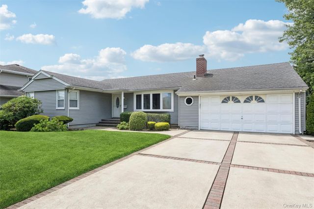 279 E Shore Drive, Massapequa, NY 11758