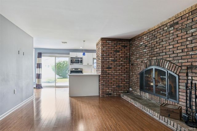 279 E Shore Drive, Massapequa, NY 11758