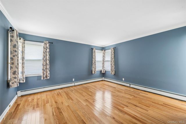279 E Shore Drive, Massapequa, NY 11758