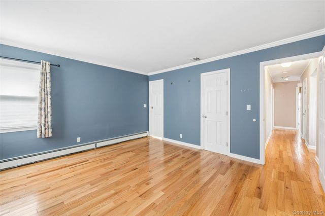 279 E Shore Drive, Massapequa, NY 11758