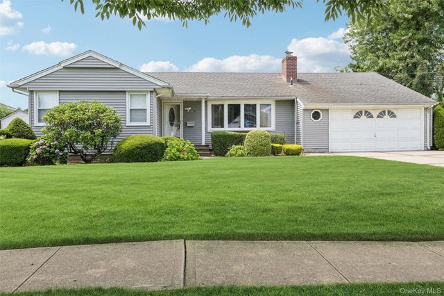 279 E Shore Drive, Massapequa, NY 11758