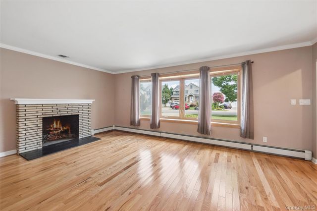 279 E Shore Drive, Massapequa, NY 11758