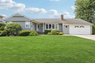 279 E Shore Drive, Massapequa, NY 11758