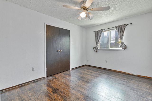 11384 Manzanita Street, Armona, CA 93202