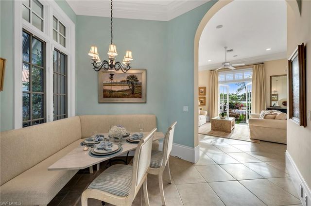 2595 Twinflower LN, Naples, FL 34105