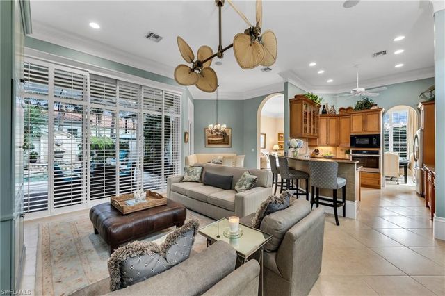 2595 Twinflower LN, Naples, FL 34105