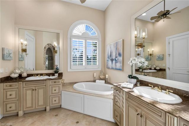 2595 Twinflower LN, Naples, FL 34105