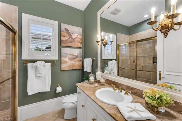 2595 Twinflower LN, Naples, FL 34105