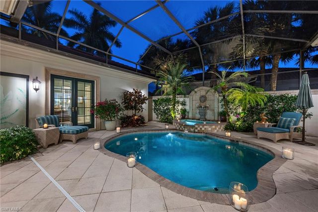 2595 Twinflower LN, Naples, FL 34105