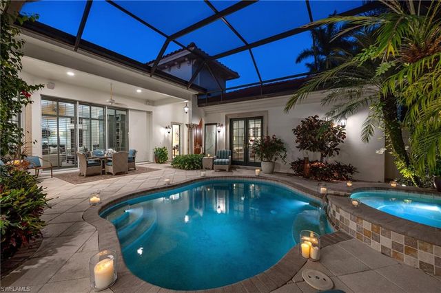 2595 Twinflower LN, Naples, FL 34105