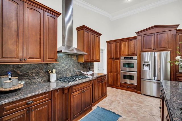 1404 EAST LAKE WOODLANDS PARKWAY, Oldsmar, FL 34677