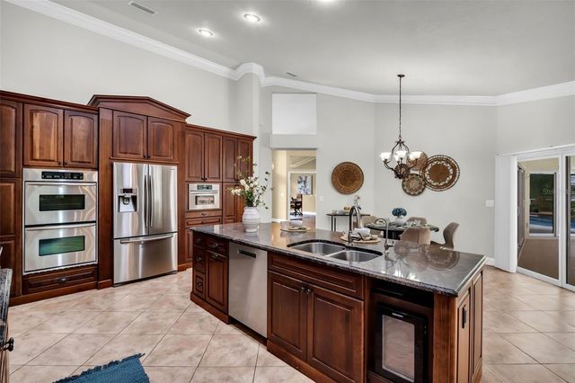 1404 EAST LAKE WOODLANDS PARKWAY, Oldsmar, FL 34677