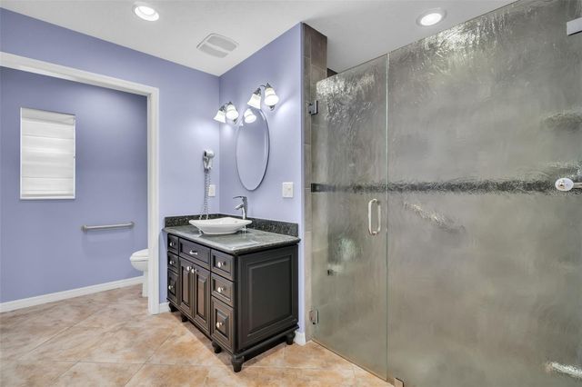 1404 EAST LAKE WOODLANDS PARKWAY, Oldsmar, FL 34677