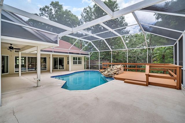 1404 EAST LAKE WOODLANDS PARKWAY, Oldsmar, FL 34677