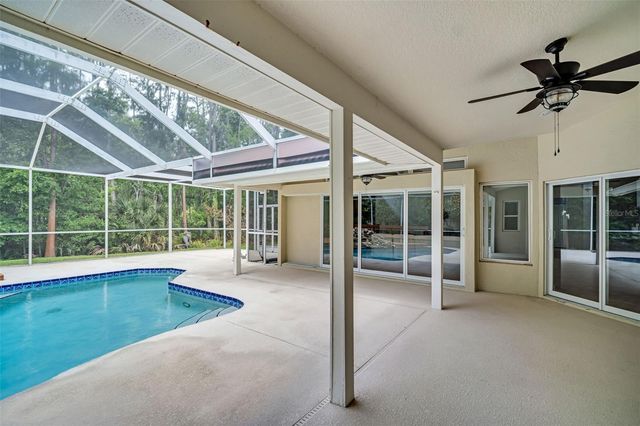 1404 EAST LAKE WOODLANDS PARKWAY, Oldsmar, FL 34677