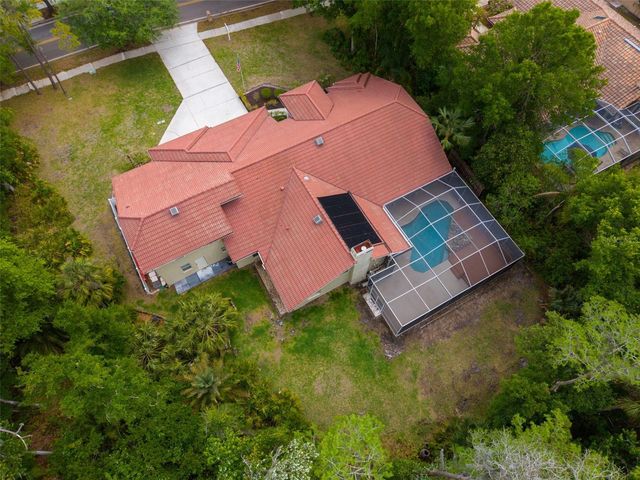 1404 EAST LAKE WOODLANDS PARKWAY, Oldsmar, FL 34677