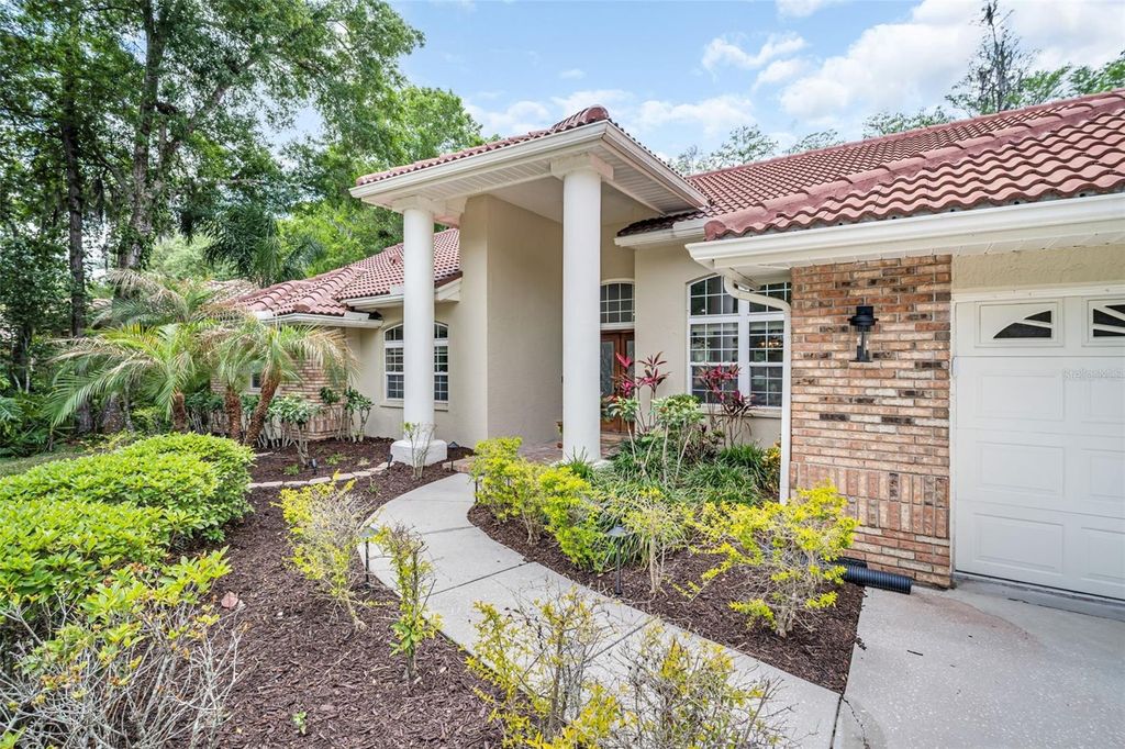 1404 EAST LAKE WOODLANDS PARKWAY, Oldsmar, FL 34677