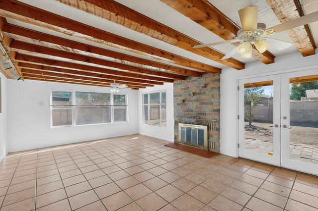 5824 Bellamah Avenue NE, Albuquerque, NM 87110