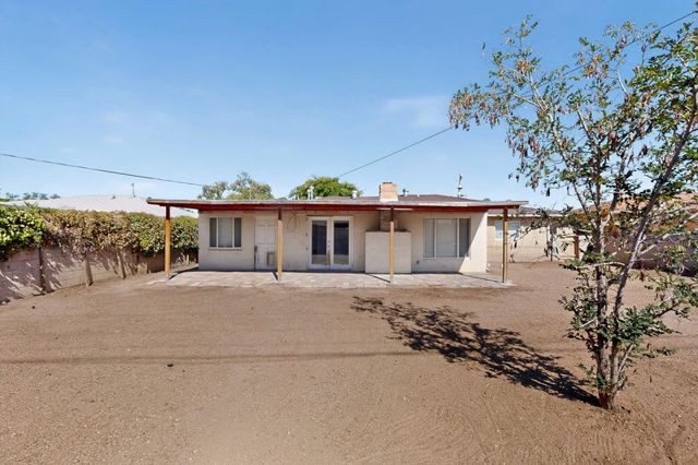 5824 Bellamah Avenue NE, Albuquerque, NM 87110
