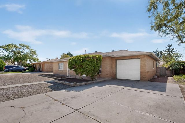 5824 Bellamah Avenue NE, Albuquerque, NM 87110
