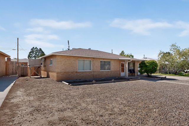 5824 Bellamah Avenue NE, Albuquerque, NM 87110