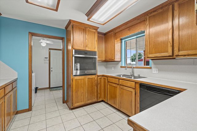 763 County Road 3505, Quinlan, TX 75474