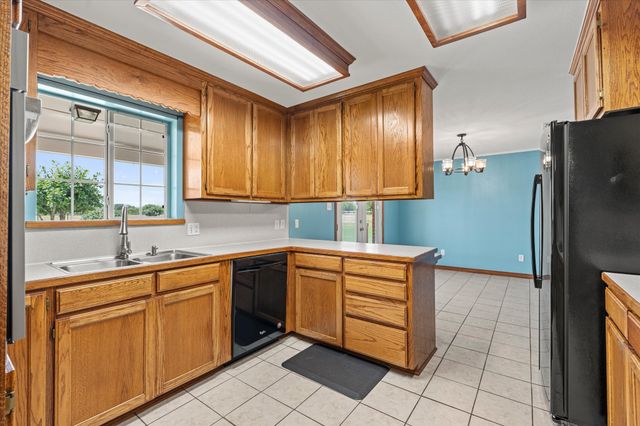 763 County Road 3505, Quinlan, TX 75474